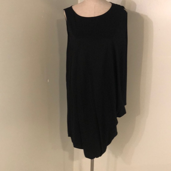 BCBGMaxAzria Dresses & Skirts - Gorgeous BCBGMaxAzria dress